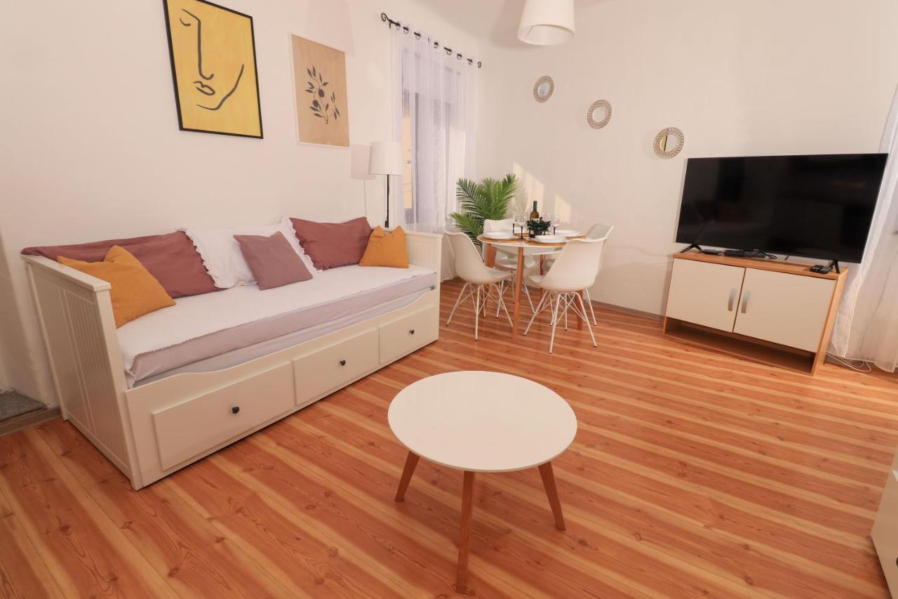 Sml Apartments 1 Izola Eksteriør bilde