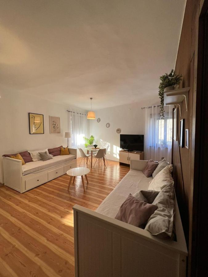 Sml Apartments 1 Izola Eksteriør bilde