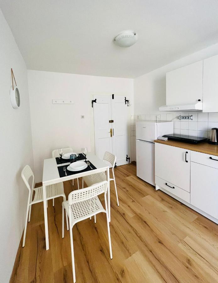 Sml Apartments 1 Izola Eksteriør bilde