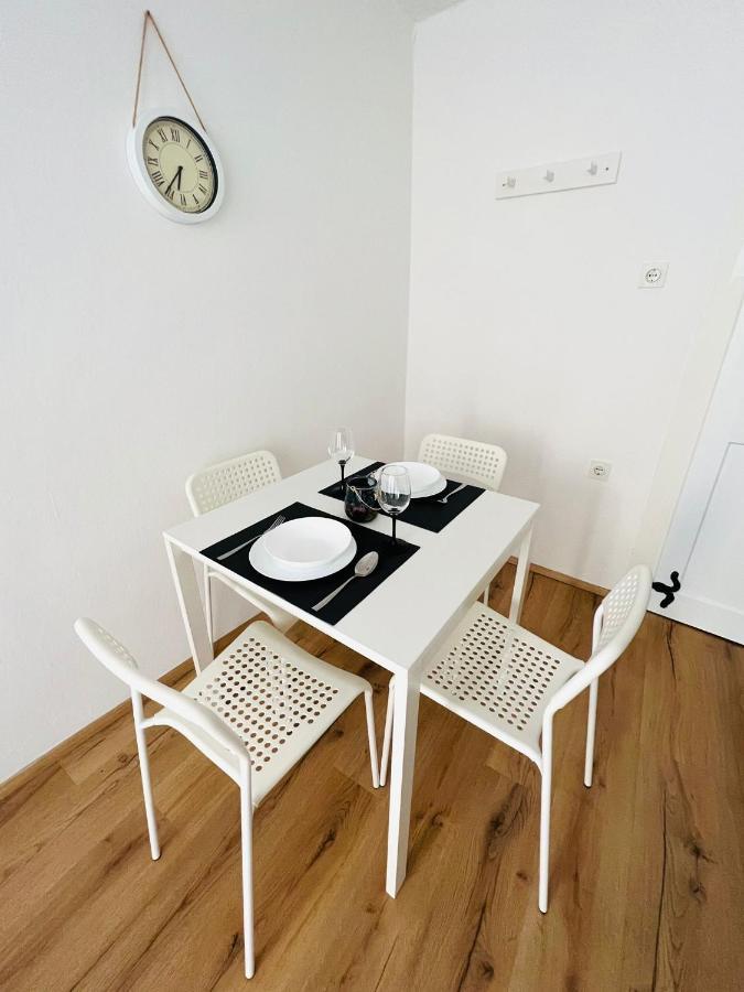 Sml Apartments 1 Izola Eksteriør bilde